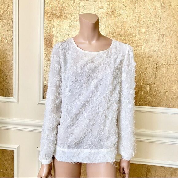 Jealous Tomato ivory fuzzy open back bow blouse M - Picture 1 of 9